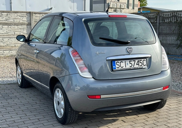 Lancia Ypsilon cena 11900 przebieg: 152300, rok produkcji 2008 z Kalwaria Zebrzydowska małe 232